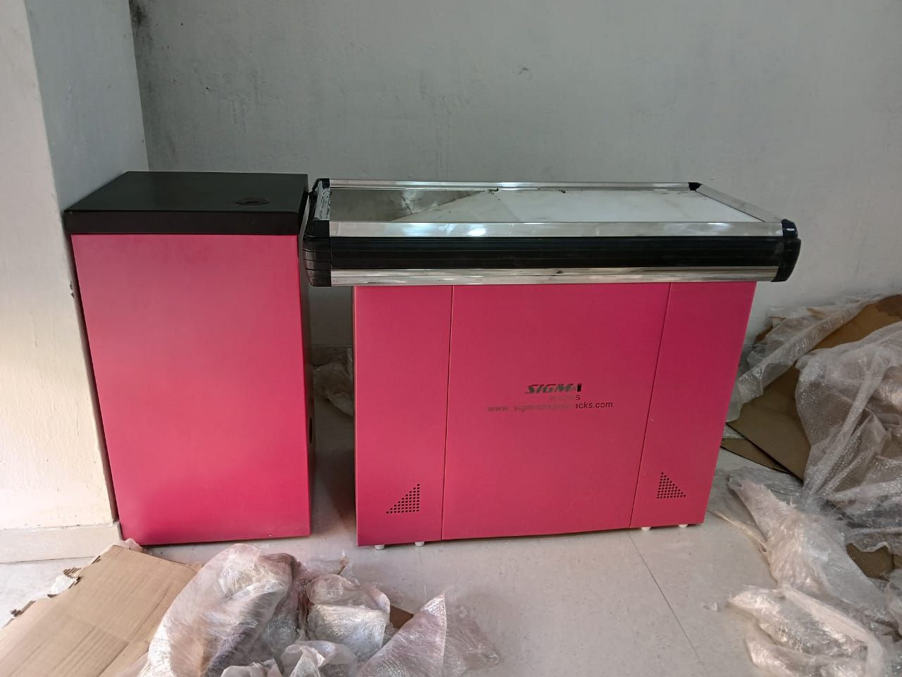 229661992_Display Counter.jpg